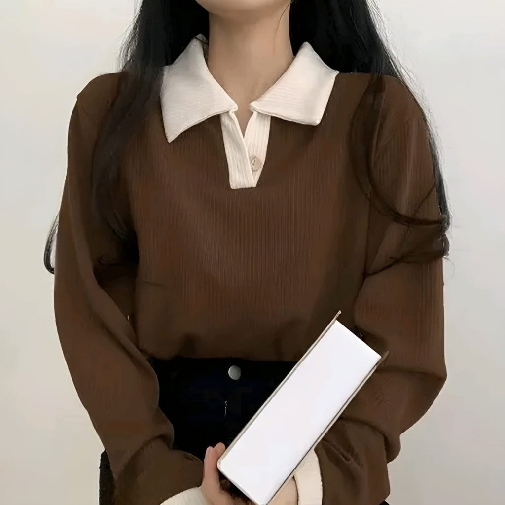 Korean style t-shart with coller style crop top
